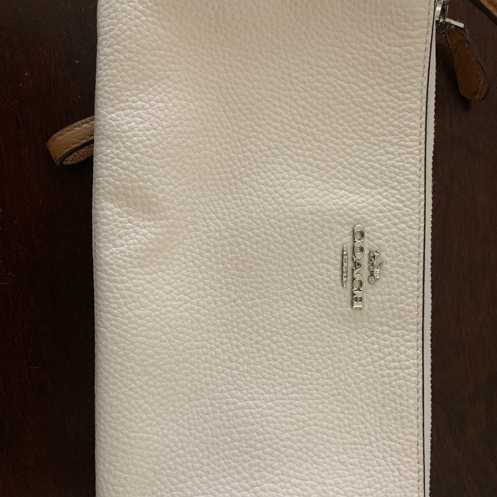NWOT coach two tone wallet/wristlet